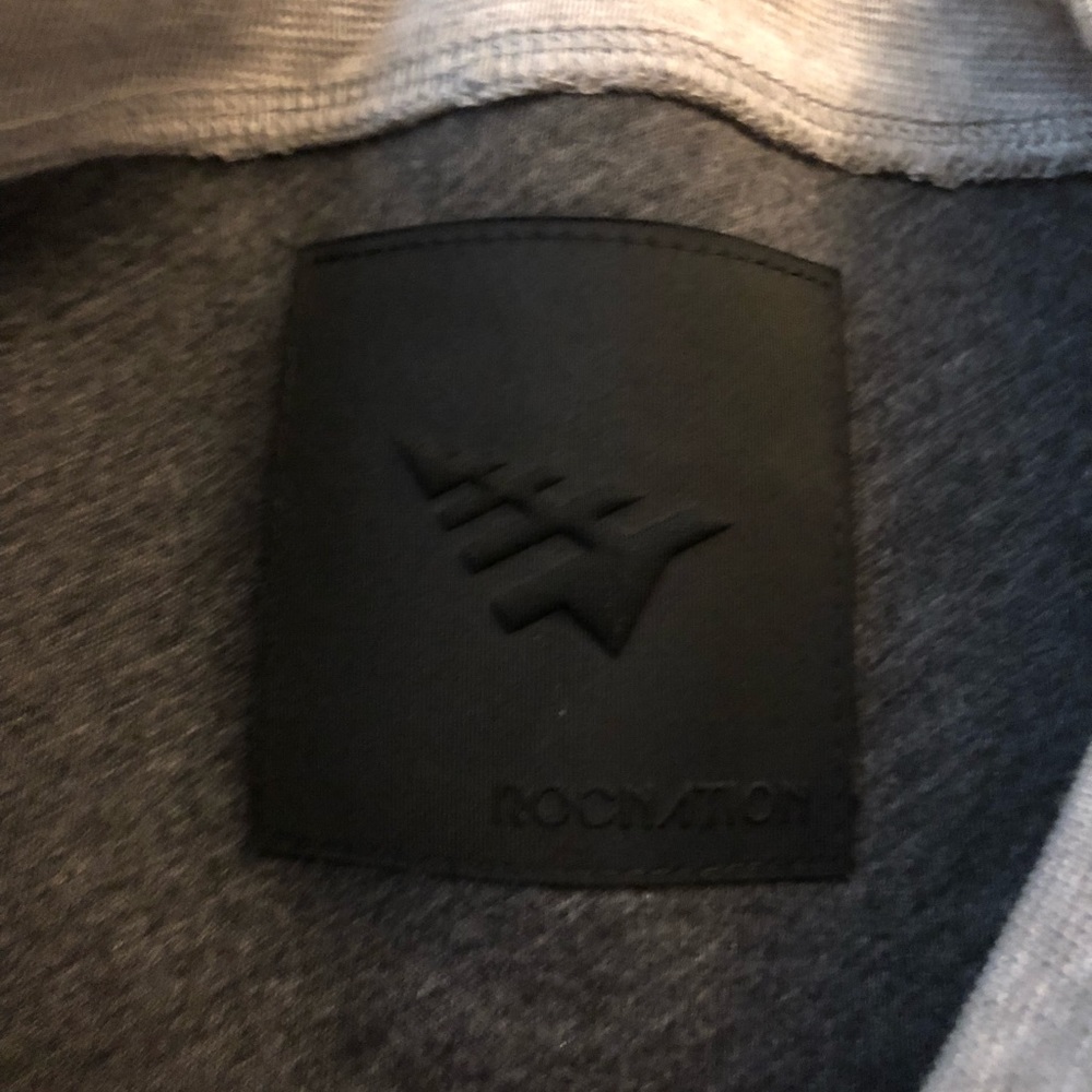 Grey Jay Z ROCNATION crewneck sweater - Picture 3 of 6